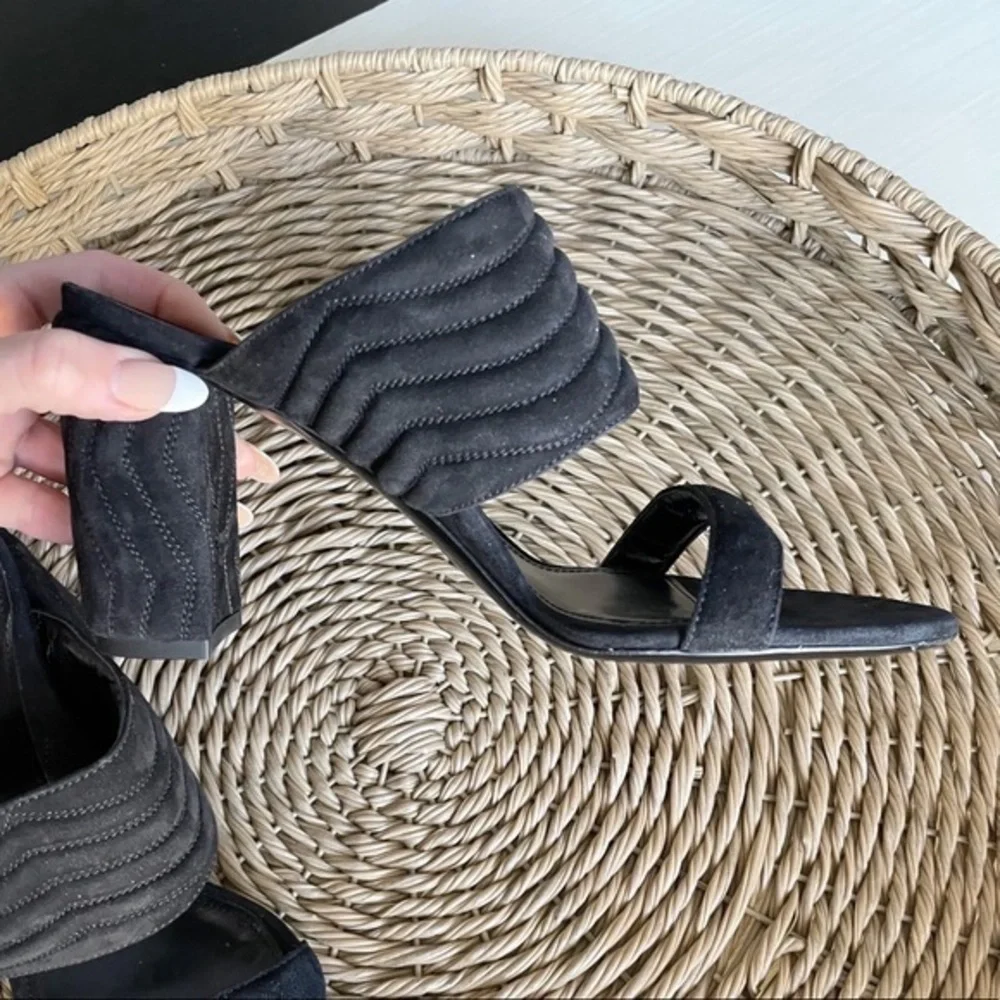 New Marion Parke BLACK Quilted Suede Leather Slide Sandals - Picture 11 of 15